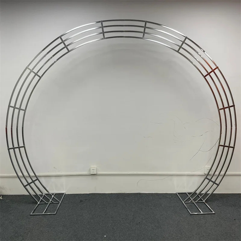 Arco Nuziale Semicircolare da  - The Wedding Supply Store recensione e prezzo